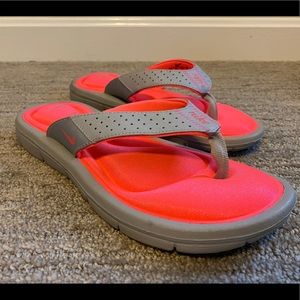 Coral Nike comfort flip flops